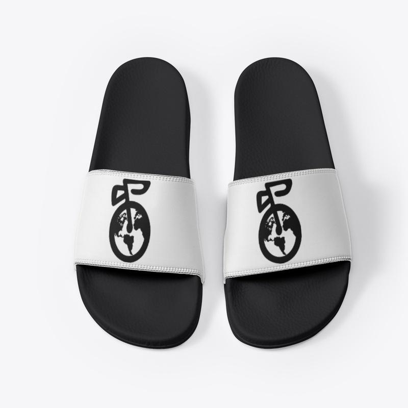 BWSTW SLIPPERS WHITE